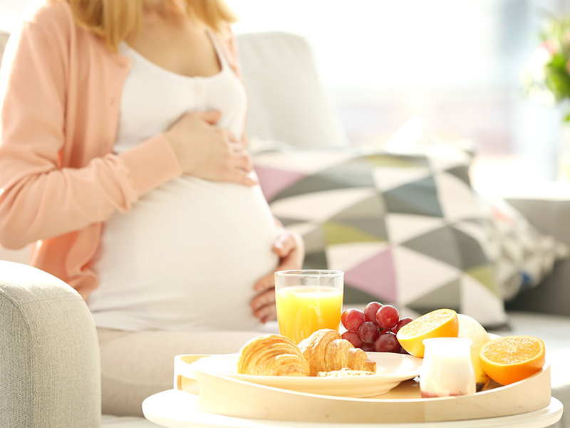 Dinh dưỡng hợp lý giúp giảm nôn nghén thai kỳ 
